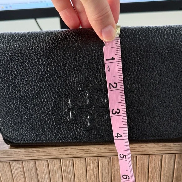 Tory Burch Thea Flat Wallet Crossbody - Picture 7 of 8